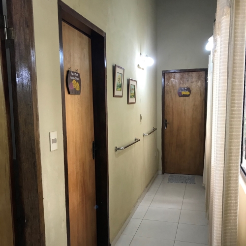 Pasillo que conecta las dos habitaciones